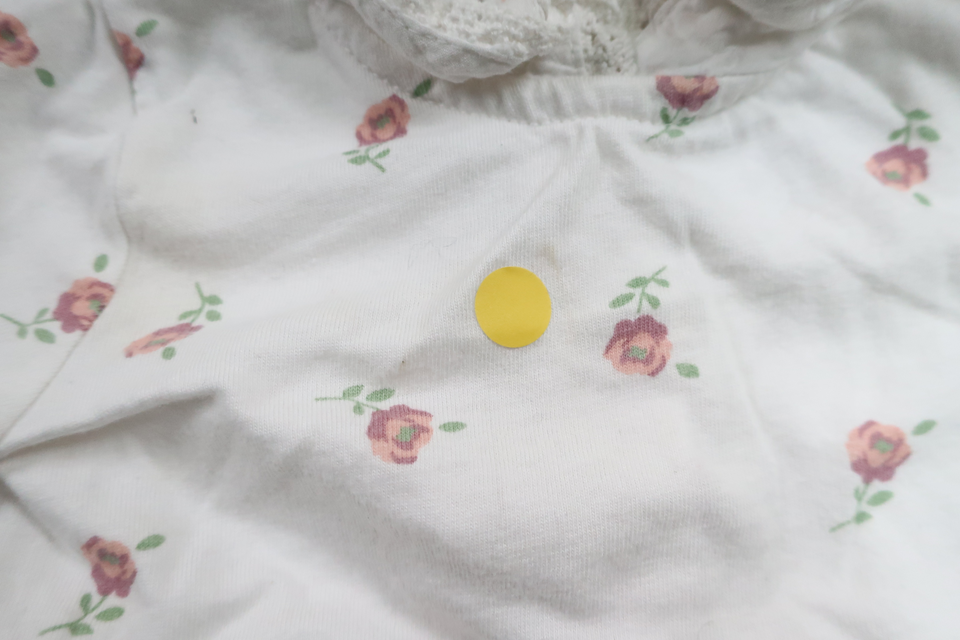 Blommig tröja från Primark - Storlek 62 - Vit