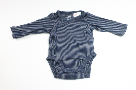 Randig omlottbody från H&M - Storlek 50 - Marinblå