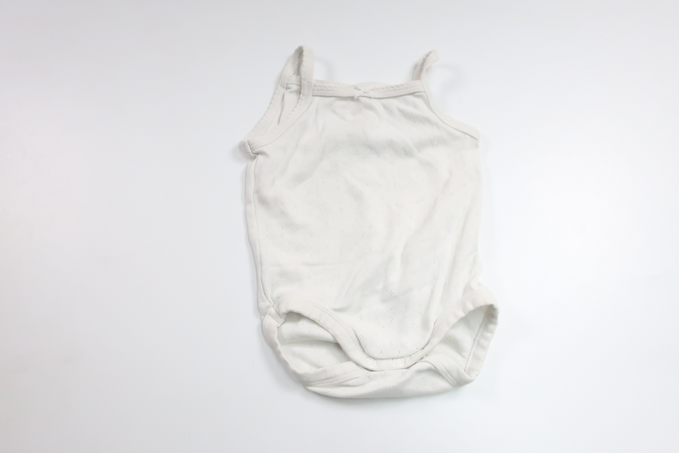 Linnebody från H&M - Storlek 56/62 - Vit