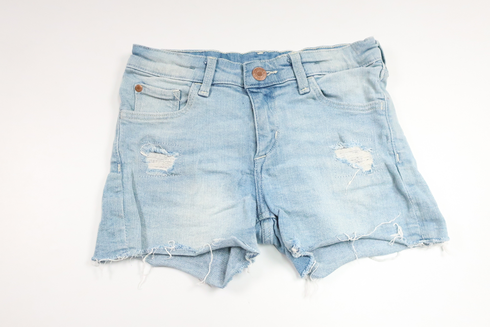 Jeansshorts från H&M - Storlek 122 - Denim