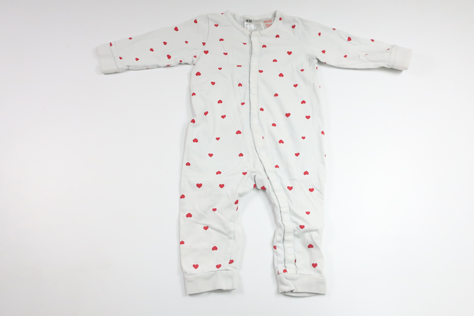 Pyjamas med hjärtan från H&M - Storlek 74 - Vit