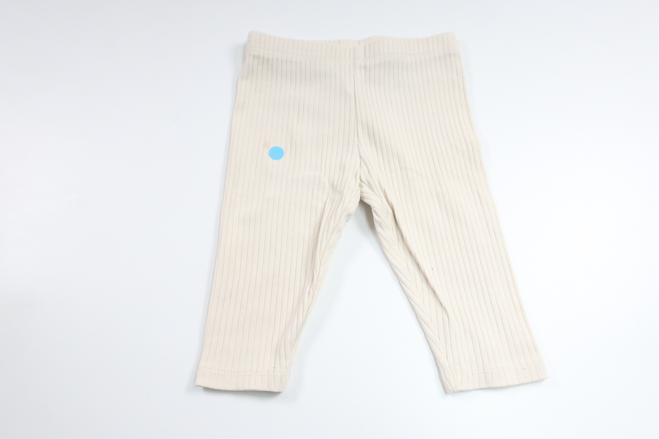 Ribbade byxor från ICA I Love Eco - Storlek 31 - Beige