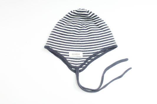 Randig hjälmmössa från Newbie - Storlek 62/68 - Marinblå