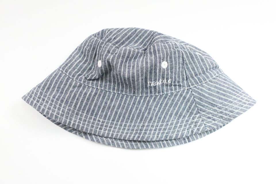 Solhatt från Newbie - Storlek 44/46 - Marinblå