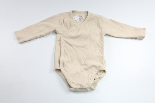 Ribbad omlottbody från ICA I Love Eco - Storlek 68 - Beige