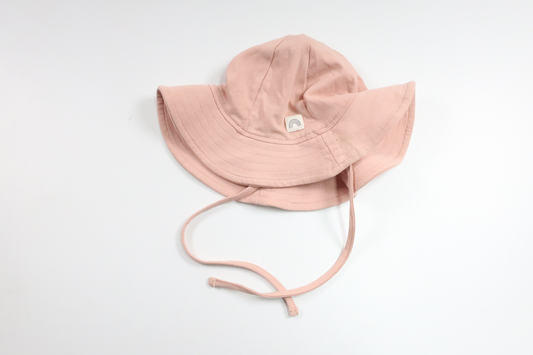Mjuk solhatt från Lindex - Storlek 44/46 - Rosa