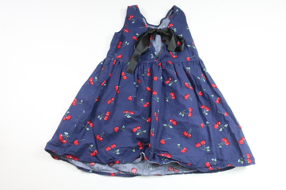 Klänning med körsbär från Hemsytt - Storlek 110/116 - Marinblå