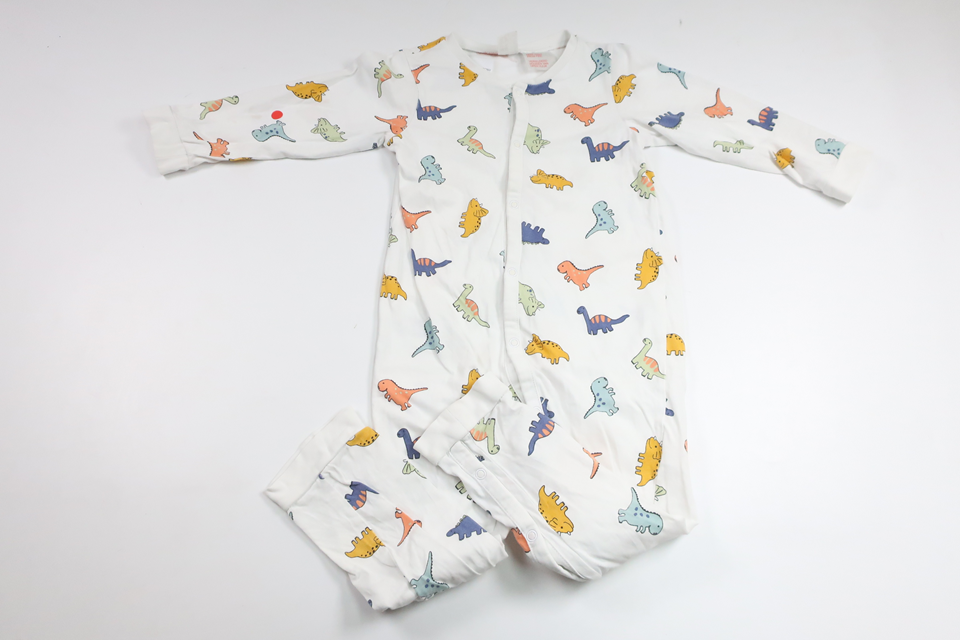 Pyjamas med dinosaurier från H&M - Storlek 98 - Vit