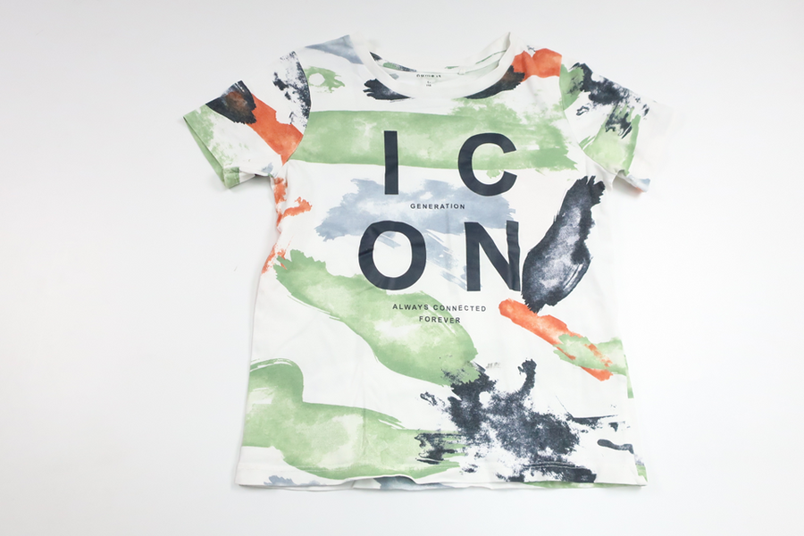 T-shirt från Name It - Storlek 116 - Multi