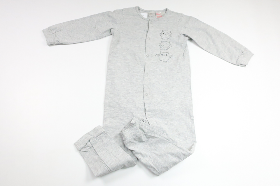 Pyjamas från H&M - Storlek 98 - Grå