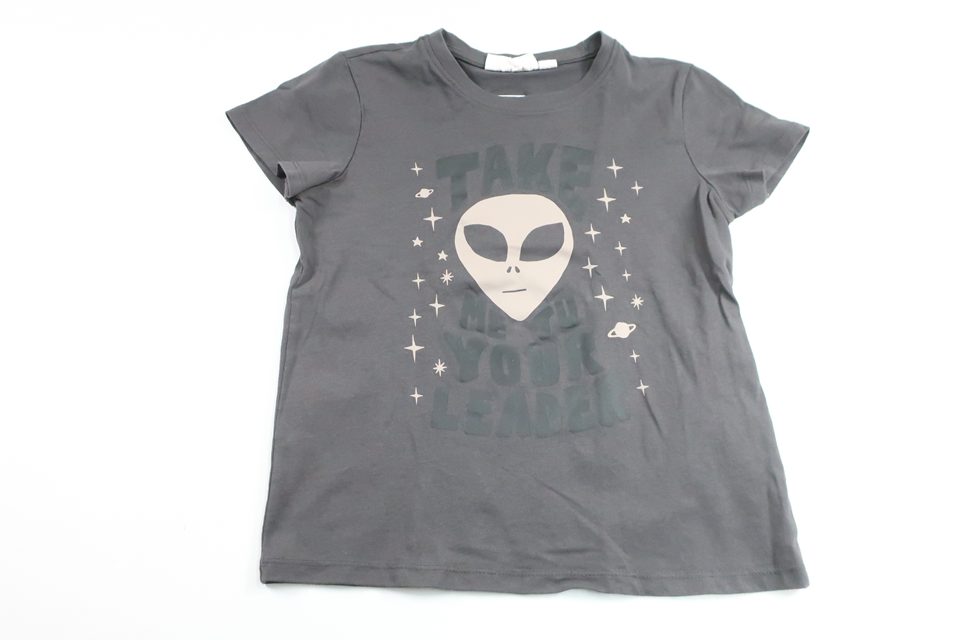 T-shirt från Denim Day - Storlek 122/128 - Grå