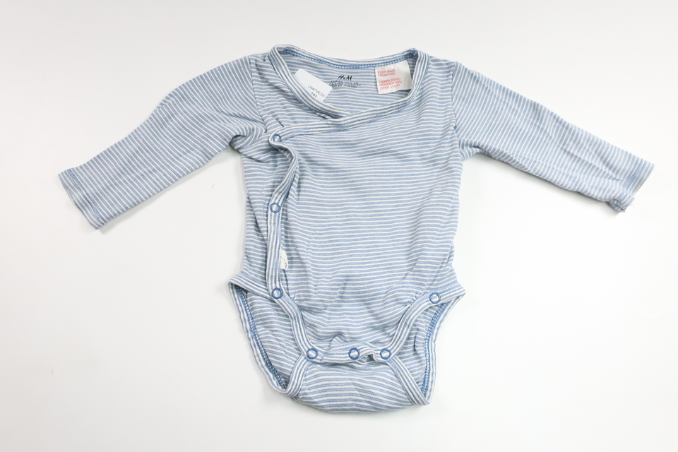 Randig omlottbody från H&M - Storlek 62 - Blå