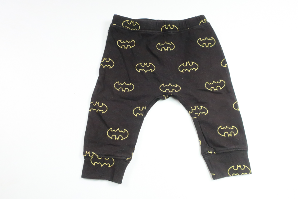 Byxor med Batman från H&M - Storlek 68 - Svart