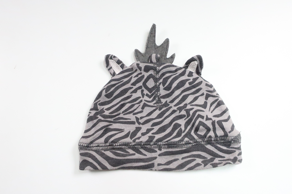 Mössa från ICA I Love Eco - Storlek 50 - Grå