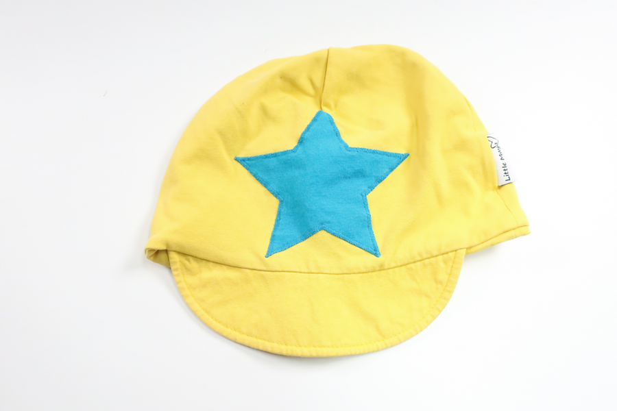 Mössa från Little Maya - Storlek 52 - Gul