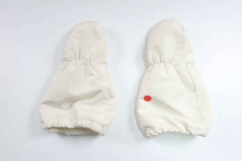 Fodrade vantar från Reima - Storlek 19/21 - Benvit