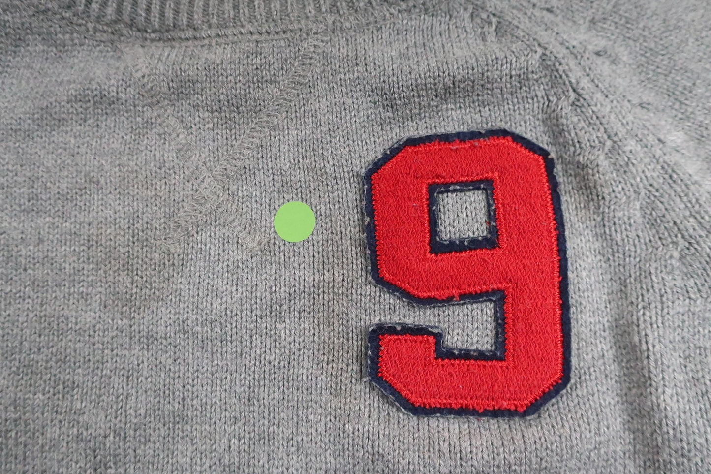 Stickad tröja från H&M - Storlek 98/104 - Grå