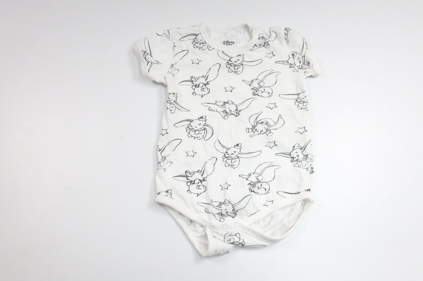 Body med Dumbo från Disney - Storlek 74/80 - Vit