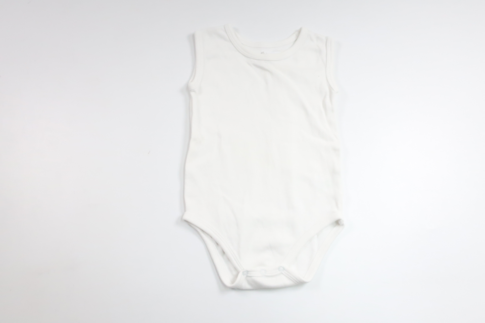Linnebody från Basic U - Storlek 74 - Vit