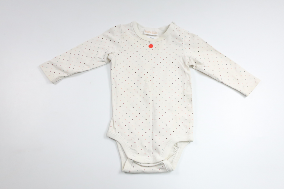 Prickig body från Lindex - Storlek 62 - Benvit