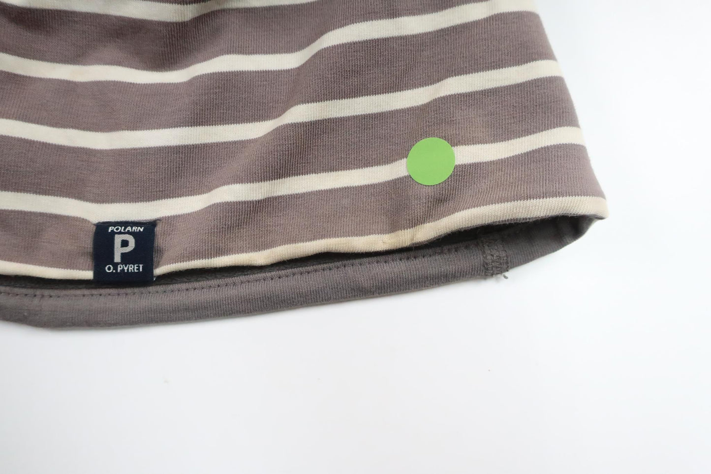Fleecefodrad randig mössa  från Polarn o. Pyret - Storlek 48/50 - Grå