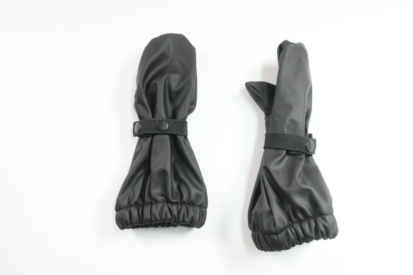 Fleecefodrade vantar från Kappahl - Storlek 86/92 - Svart