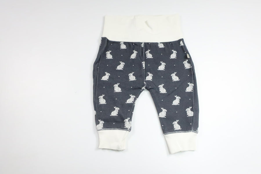 Byxor med kaniner från BEBE - Storlek 60 - Grå