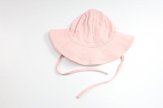 Mjuk solhatt från Lindex - Storlek 40/42 - Rosa