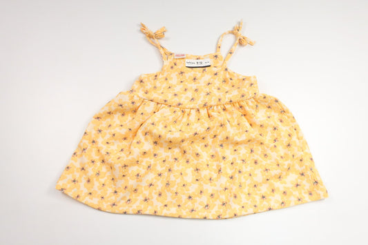 Blommig klänning från Lefties Baby - Storlek 80 - Gul