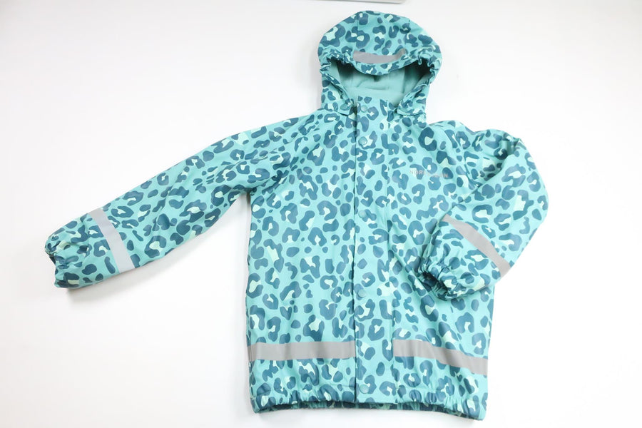 Leopardmönstrad fleecefodrad regnjacka från Nordbjörn - Storlek 122/128 - Blå