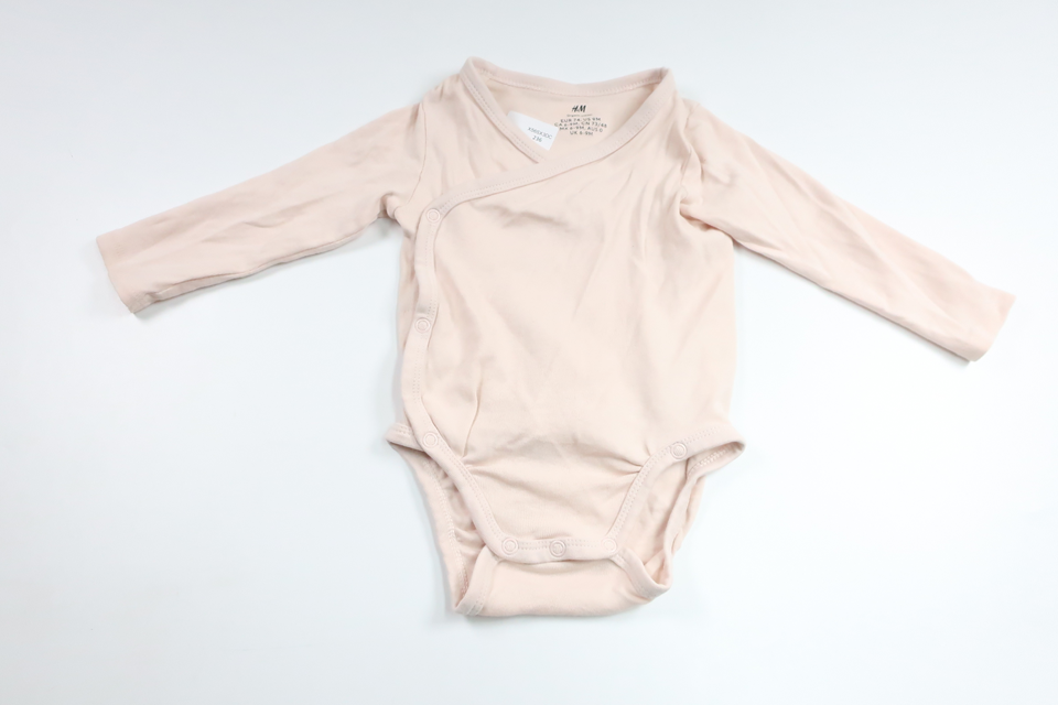 Omlottbody från H&M - Storlek 74 - Benvit