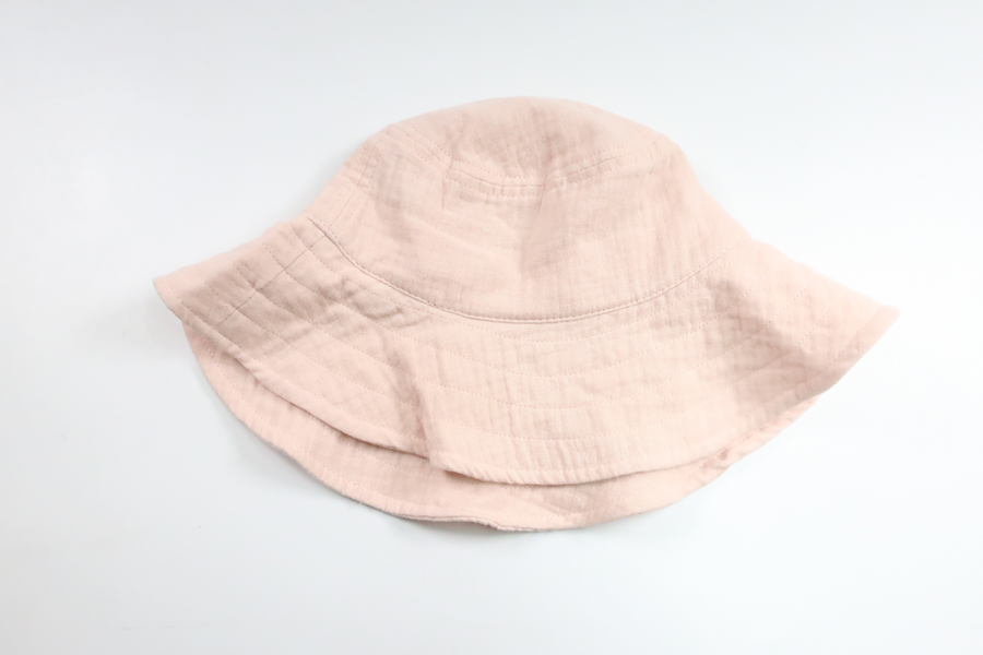 Mjuk solhatt från Lindex - Storlek 110/116 - Rosa