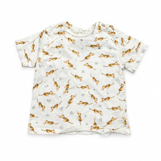 T-shirt med tigertryck från Zara Babyboy - Storlek 74 - Benvit