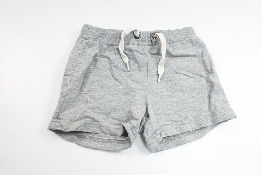Shorts från Name It - Storlek 86 - Grå