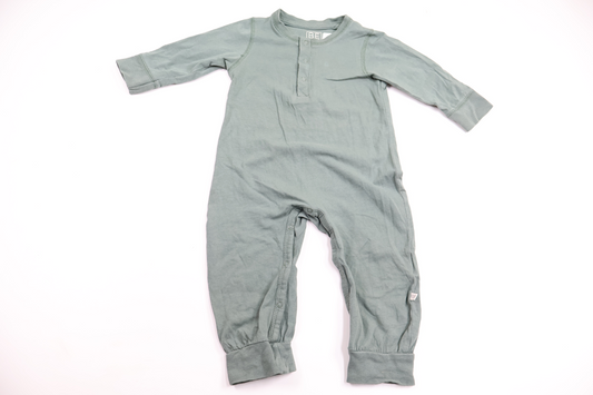 Pyjamas från BEBE - Storlek 70 - Grön