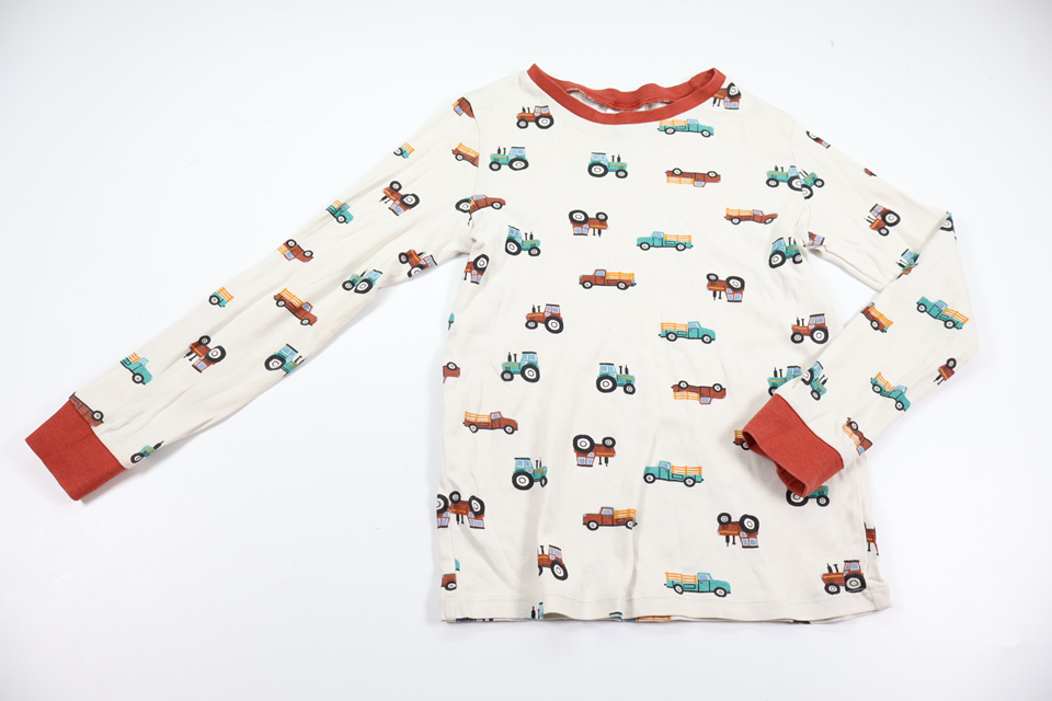 Pyjamas tröja med traktorer från H&M - Storlek 122/128 - Benvit