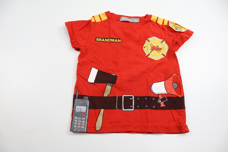 T-shirt från Åhléns - Storlek 86/92 - Röd