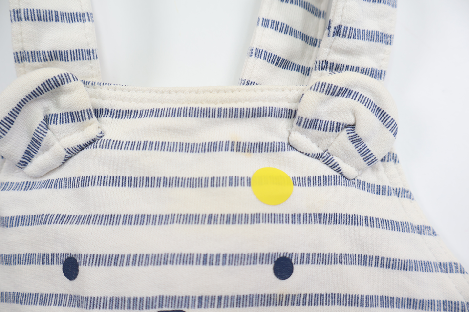 Hängselshorts med nalle från H&M - Storlek 68 - Vit