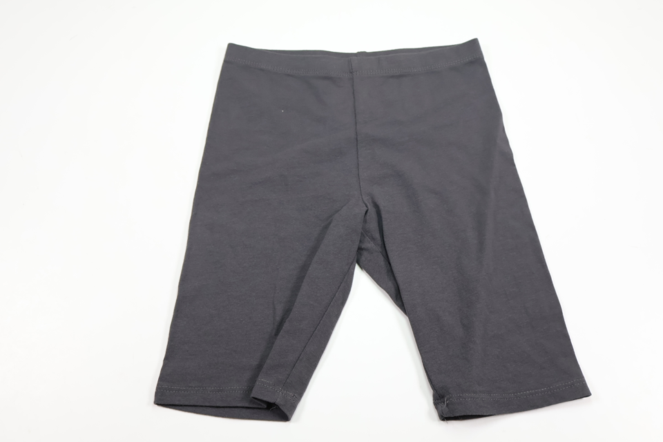 Shorts från H&M - Storlek 134 - Grå