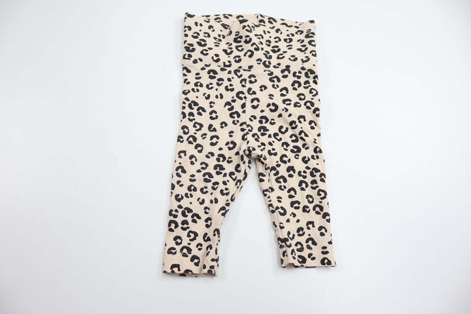 Leopardmönstrade byxor från H&M - Storlek 62 - Beige