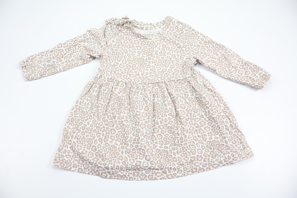 Leopardmönstrad klänning från Name It - Storlek 68 - Beige