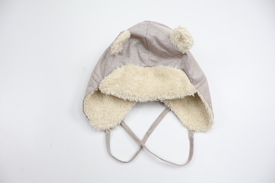 Fleecefodrad mössa från Lindex - Storlek 40/42 - Grå