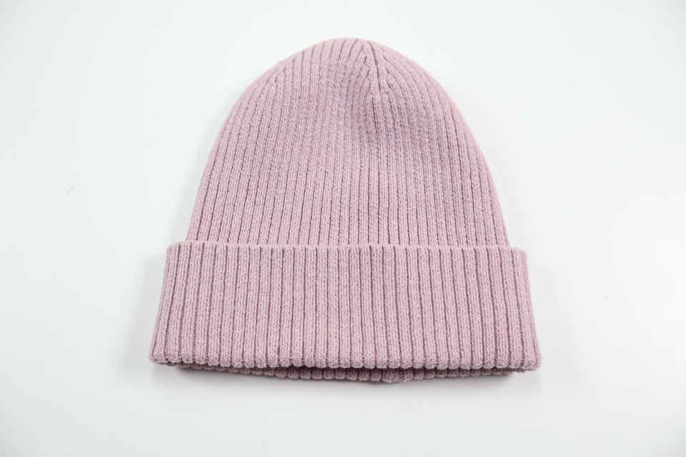 Ribbstickad mössa från Lindex - Storlek 48/50 - Lila
