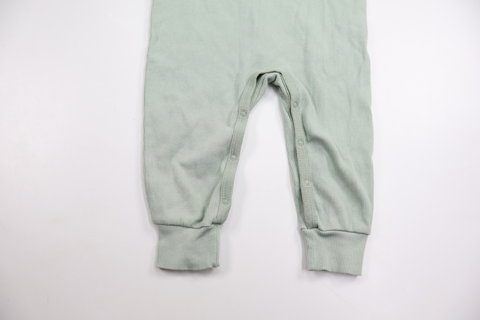 Pyjamas från BEBE - Storlek 80 - Grön