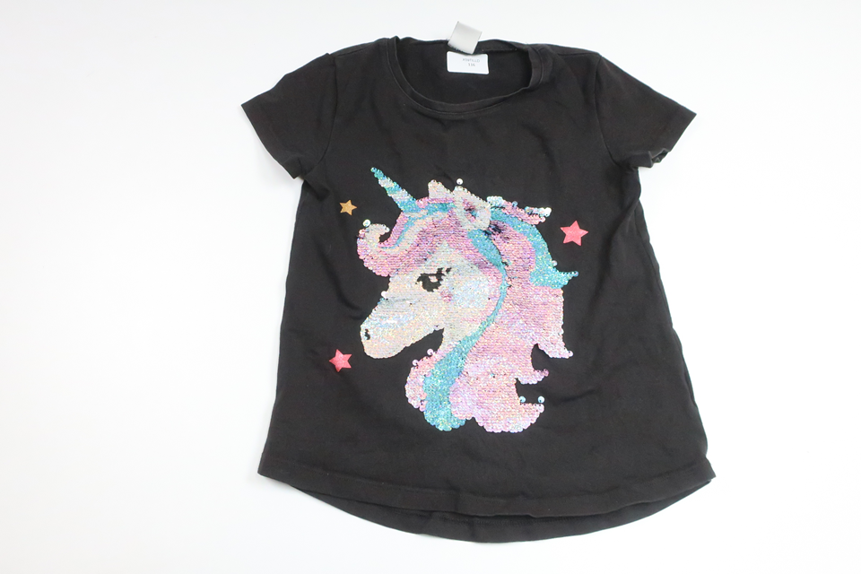 Tröja med vändbara paljetter från Lindex - Storlek 122 - Svart