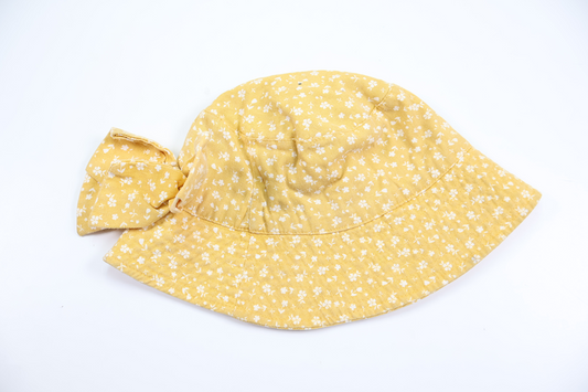 Solhatt från Kappahl - Storlek 52/54 - Gul