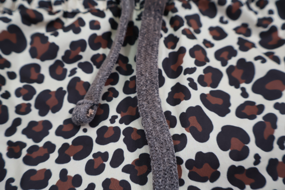 Badshorts från Novisen Design - Storlek 86/92 - Beige