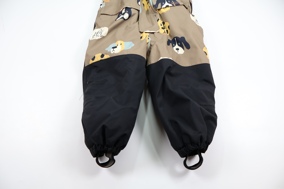 Vinteroverall med hundar från FIX by Lindex - Storlek 92 - Beige