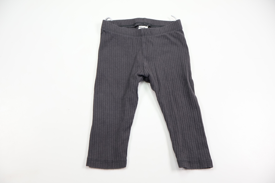 Ribbade byxor från H&M - Storlek 68/74 - Grå