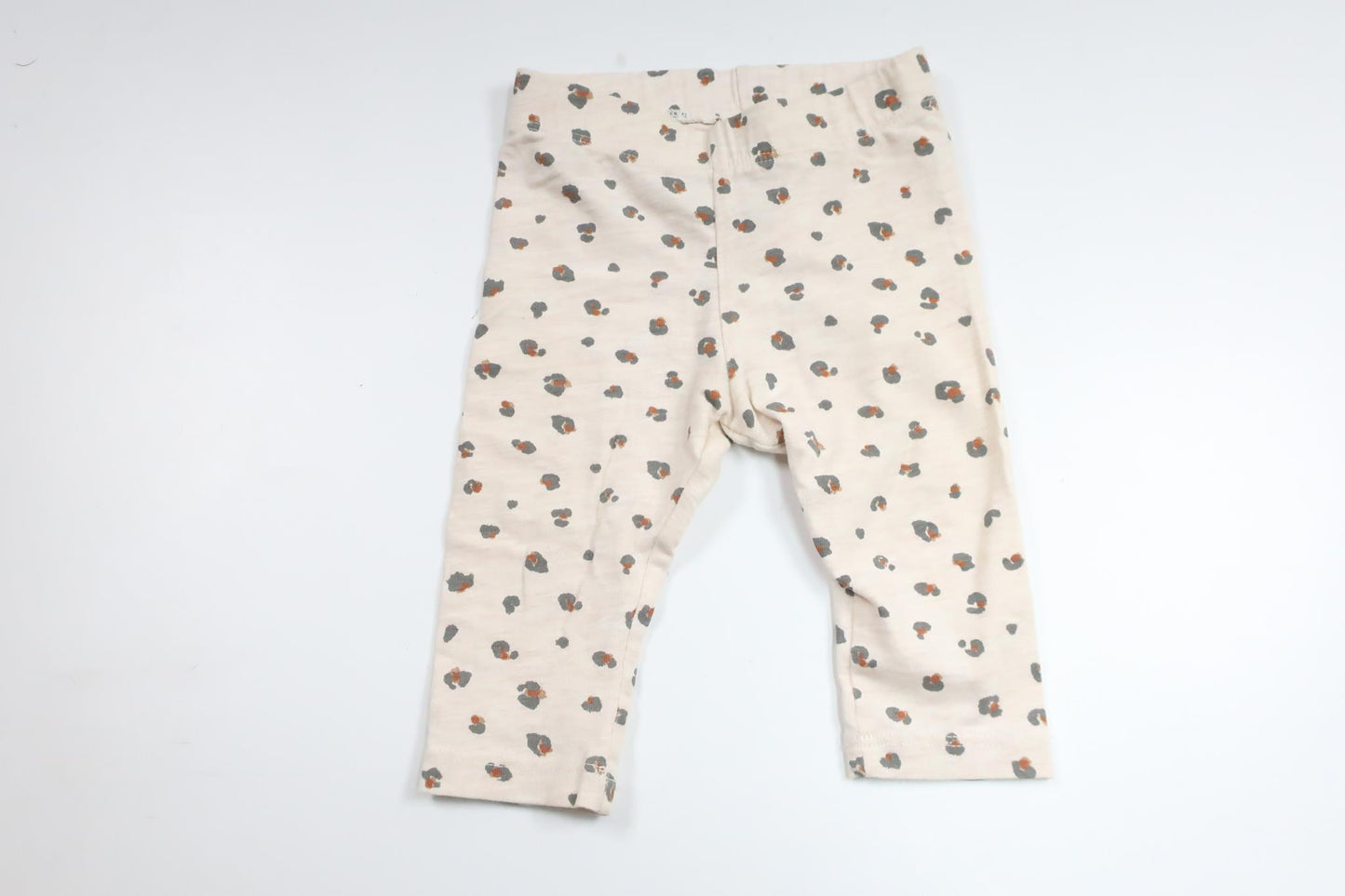 Leopardmönstrade byxor från Lindex - Storlek 62 - Beige